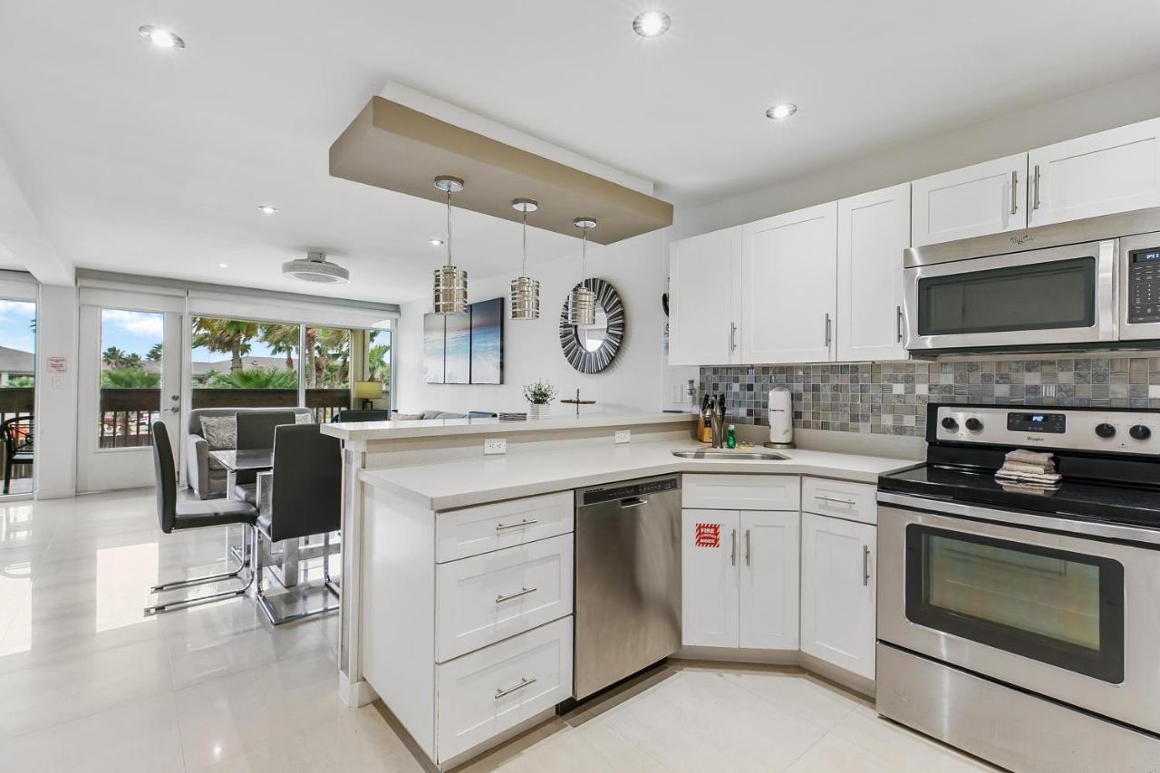 Newly Decorated Condo In Beautiful Beachfront Resort South Padre Island Ngoại thất bức ảnh